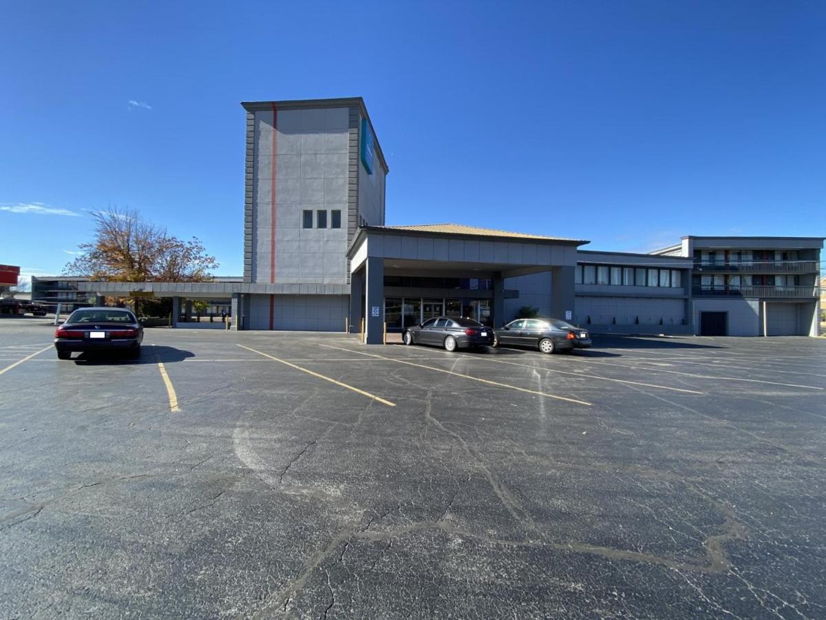 Clarion Pointe University/Expo Louisville Exterior foto